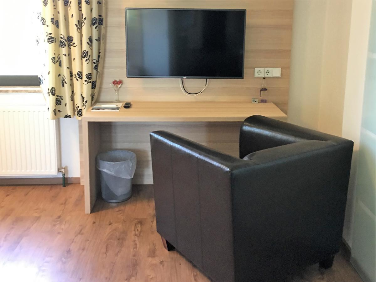 Hotel Blumenhof Sankt Georgen im Attergau Extérieur photo